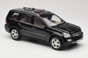 Mercedes GL X164 Tanzanite Blue Minichamps 1:18 B66962335 Pressofusione — immagine 6 di 8