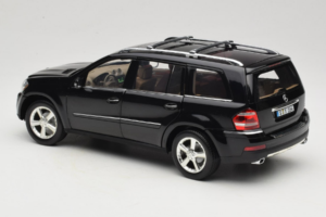 Mercedes GL X164 Tanzanite Blue Minichamps 1:18 B66962335 Pressofusione — immagine 7 di 8