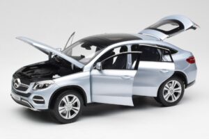 Mercedes GLE Coupe C292 Diamond Argento Norev 1:18 B66960358 Pressofusione — immagine 2 di 8