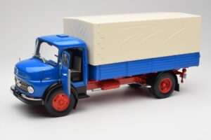 Mercedes L911 Blu Schuco 1:18 450044800 Pressofusione — immagine 2 di 8