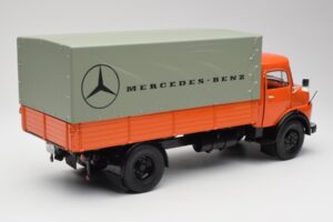 Mercedes L911 Arancione Schuco 1:18 450044700 Pressofusione — immagine 3 di 8