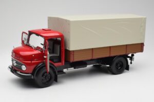 Mercedes L 911 Rosso Schuco 1:18 450016400 Pressofusione — immagine 2 di 8