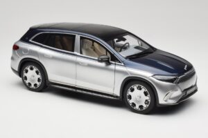 Mercedes Maybach EQS 680 V297 Blu NZG 1:18 1060/23 Pressofusione — immagine 6 di 8