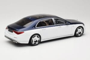 Mercedes Maybach S-Class Z223 Nautical Blue Diamond White Almost Real 1:18 820126 Pressofusione — immagine 3 di 8