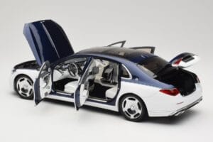 Mercedes Maybach S-Class Z223 Nautical Blue Diamond White Almost Real 1:18 820126 Pressofusione — immagine 5 di 8