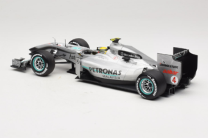 Mercedes MGP W01 #4 N. Rosberg Mercedes GP 2010 Minichamps 1:18 110100004 Pressofusione — immagine 5 di 7