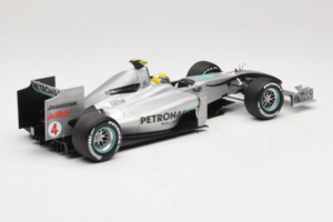 Mercedes MGP W01 #4 N. Rosberg Mercedes GP Showcar 2010 Minichamps 1:18 150100074 Pressofusione — immagine 2 di 7
