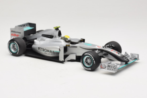 Mercedes MGP W01 #4 N. Rosberg Mercedes GP Showcar 2010 Minichamps 1:18 150100074 Pressofusione — immagine 4 di 7