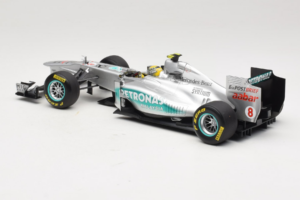 Mercedes MGP W02 #8 N. Rosberg Mercedes GP 2011 Minichamps 1:18 110110008 Pressofusione — immagine 5 di 7