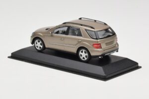 Mercedes ML W164 Rame Metallizzato Minichamps 1:43 ML002 Pressofusione — immagine 3 di 4