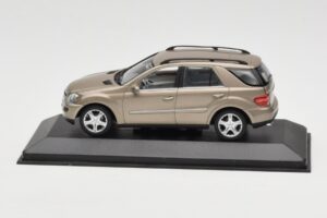 Mercedes ML W164 Rame Metallizzato Minichamps 1:43 ML002 Pressofusione