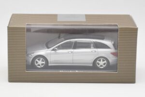 Mercedes R-Class W251 Iridium Silver Minichamps 1:43 B66962214 Pressofusione — immagine 4 di 4