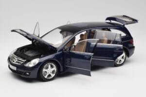 Mercedes R-Class W251 Tanzanite Blu Minichamps 1:18 150034600 Pressofusione — immagine 2 di 8