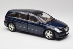 Mercedes R-Class W251 Tanzanite Blu Minichamps 1:18 150034600 Pressofusione — immagine 6 di 8