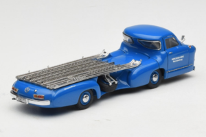 Mercedes Renntransporter Blue Wonder CMC 1:43 M-036K Pressofusione — immagine 3 di 8