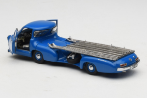 Mercedes Renntransporter Blue Wonder CMC 1:43 M-036K Pressofusione — immagine 5 di 8