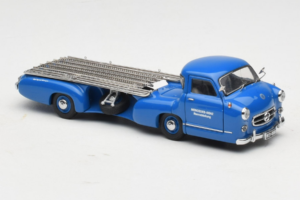 Mercedes Renntransporter Blue Wonder CMC 1:43 M-036K Pressofusione — immagine 6 di 8
