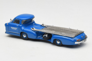 Mercedes Renntransporter Blue Wonder CMC 1:43 M-036K Pressofusione — immagine 7 di 8