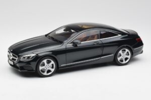 Mercedes S-Class Coupe C217 Smaragd Verde Metallic Norev 1:18 B66961244 Pressofusione