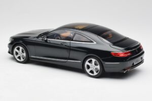 Mercedes S-Class Coupe C217 Smaragd Verde Metallic Norev 1:18 B66961244 Pressofusione — immagine 7 di 8