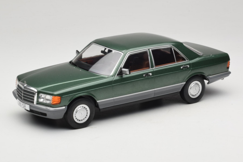 Mercedes S-Class W126 Metallic Green MCG 1:18 MCG18549 Pressofusione