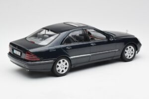 Mercedes S-Class W220 Blu Maisto 1:18 56051 Pressofusione — immagine 3 di 8