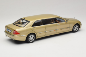 Mercedes S-Class W220 Pullman Gold Metallic Sun Star 1:18 4113 Pressofusione — immagine 3 di 8