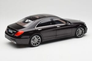 Mercedes S-Class W222 AMG Line Ruby Nero Metallic Norev 1:18 183483 Pressofusione — immagine 3 di 8