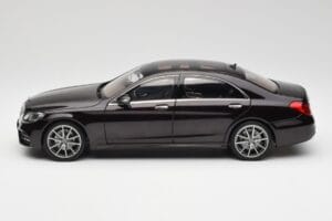 Mercedes S-Class W222 AMG Line Ruby Nero Metallic Norev 1:18 183483 Pressofusione — immagine 4 di 8