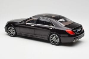 Mercedes S-Class W222 AMG Line Ruby Nero Metallic Norev 1:18 183483 Pressofusione — immagine 7 di 8