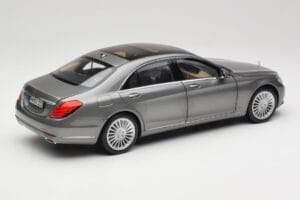 Mercedes S-Class W222 Grey Metallic Norev 1:18 183481 Pressofusione — immagine 3 di 8