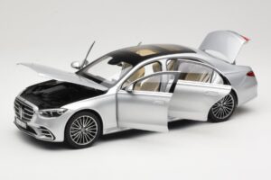 Mercedes S-Class W223 AMG Line Brilliant Silver Norev 1:18 183805 Pressofusione — immagine 2 di 8