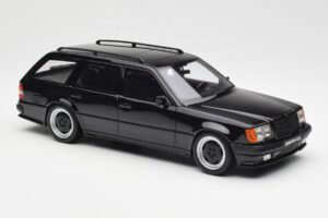 Mercedes 300 TE AMG S124 Nero Otto 1:18 OT147 Resina — immagine 4 di 6