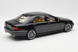 Mercedes AMG S65 W220 Nero Otto 1:18 OT846 Resina — immagine 2 di 6