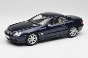 Mercedes SL 500 R230 Blu Maisto 1:18 B66962126 Pressofusione