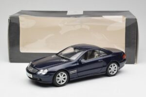 Mercedes SL 500 R230 Blu Maisto 1:18 B66962126 Pressofusione — immagine 8 di 8