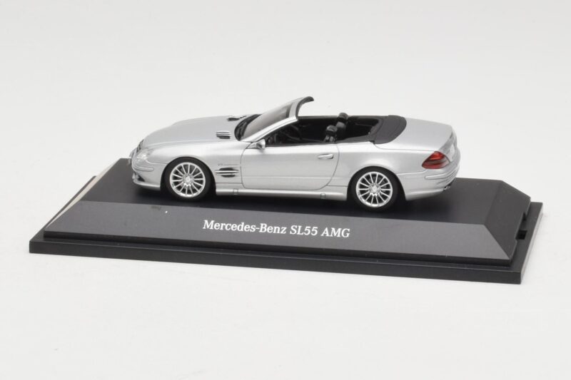 Mercedes SL 55 AMG R230 Argento Minichamps 1:43 B66962347 Pressofusione