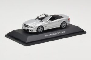 Mercedes SL 63 AMG R230 Silver Metallic Minichamps 1:43 B66960018 Pressofusione — immagine 2 di 4