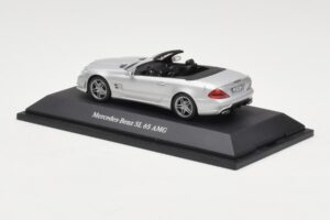 Mercedes SL 65 AMG R230 Argento Minichamps 1:43 B66960601 Pressofusione — immagine 3 di 4