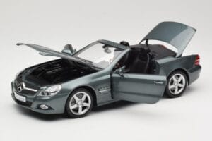 Mercedes SL R230 Amiant Green Minichamps 1:18 B66962389 Pressofusione — immagine 2 di 8