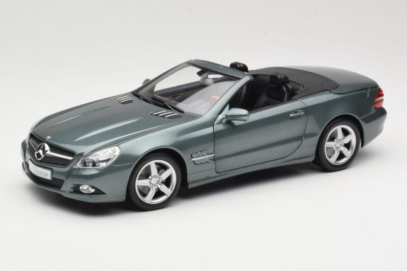 Mercedes SL R230 Amiant Green Minichamps 1:18 B66962389 Pressofusione