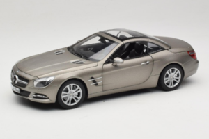 Mercedes SL500 R231 Dark Grey Matt Norev 1:18 183590 Pressofusione — immagine 3 di 9