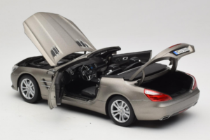 Mercedes SL500 R231 Dark Grey Matt Norev 1:18 183590 Pressofusione — immagine 6 di 9