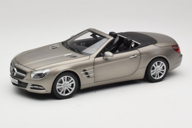 Mercedes SL500 R231 Dark Grey Matt Norev 1:18 183590 Pressofusione