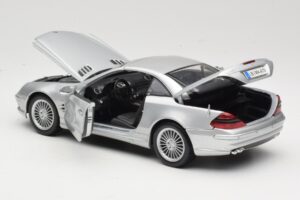Mercedes SL55 AMG R230 Argento Maisto 1:18 36894 Pressofusione — immagine 5 di 8