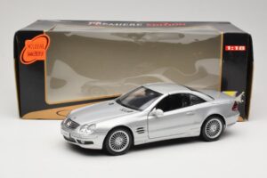 Mercedes SL55 AMG R230 Argento Maisto 1:18 36894 Pressofusione — immagine 8 di 8