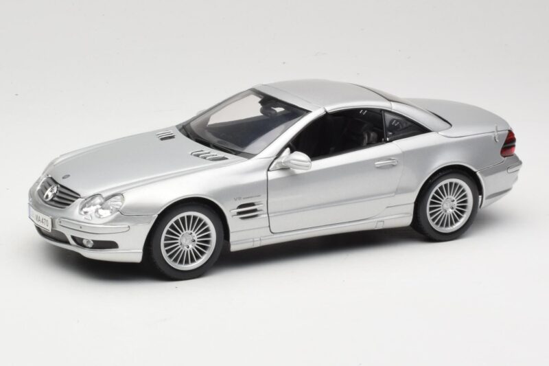 Mercedes SL55 AMG R230 Argento Maisto 1:18 36894 Pressofusione