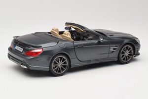 Mercedes SL65 AMG Black Series R230 Matte Black Maisto 1:18 36198 Pressofusione — immagine 3 di 8