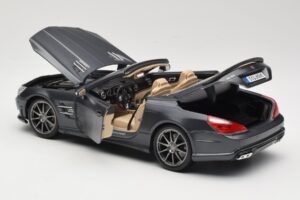 Mercedes SL65 AMG Black Series R230 Matte Black Maisto 1:18 36198 Pressofusione — immagine 5 di 8
