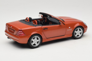 Mercedes SLK R170 230 AMG Orange Metallic Minichamps 1:18 B66005227 Pressofusione — immagine 3 di 9